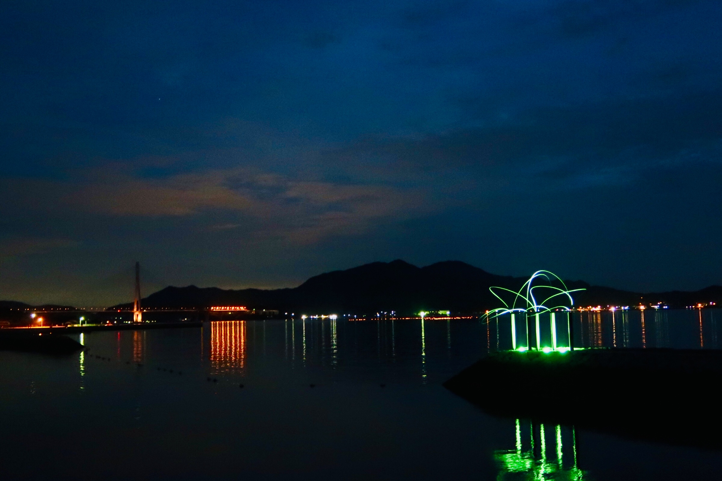 瀬戸内の夜景